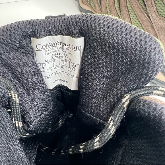 Columbia Green and Brown Athletic hiking Trail Shoes - Picture 6 of 6